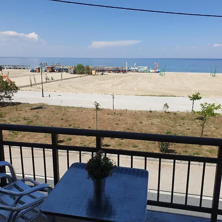 Blue Horizon Apartment Neoi Poroi Exterior photo