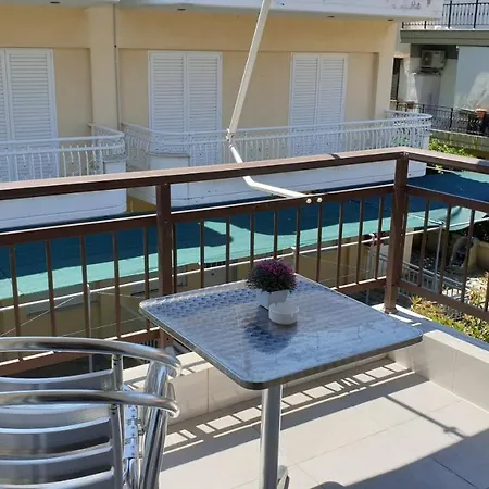 Blue Horizon Apartment Neoi Poroi Exterior photo