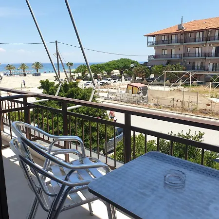 Blue Horizon Apartment Neoi Poroi Exterior photo