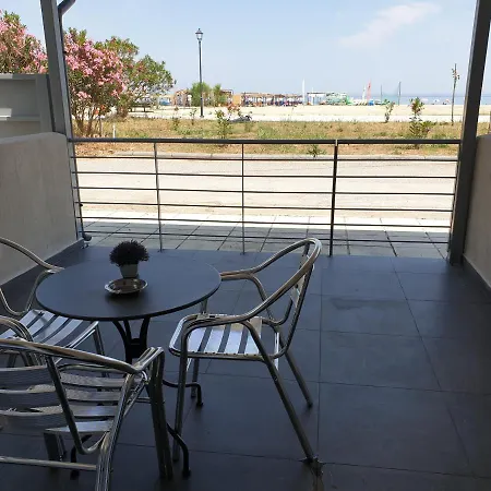 Blue Horizon Apartment Neoi Poroi Exterior photo