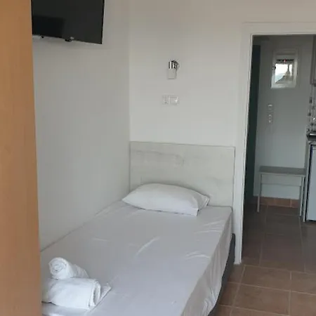 Blue Horizon Apartment Neoi Poroi Exterior photo