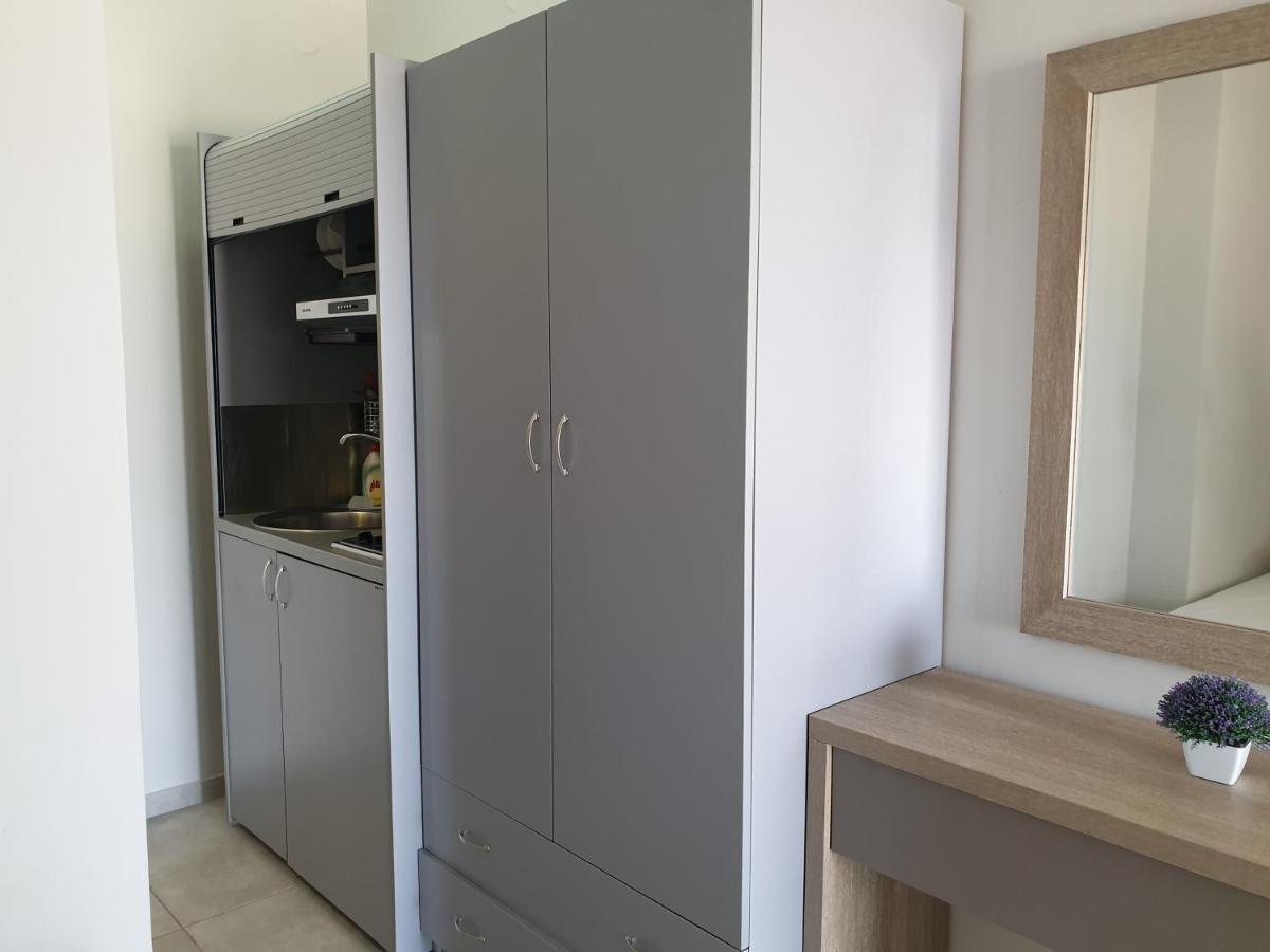 Blue Horizon Apartment Neoi Poroi
